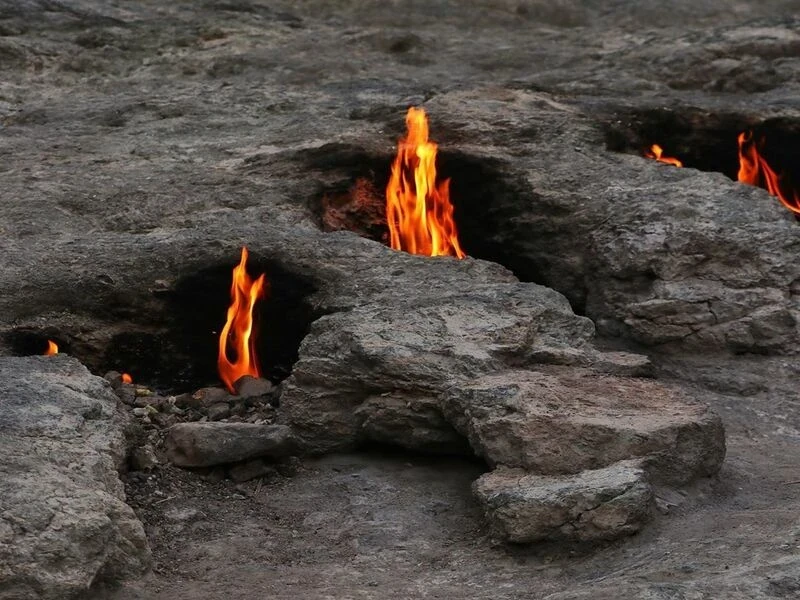 Гора Янарташ и огни Химеры — как добраться самостоятельно