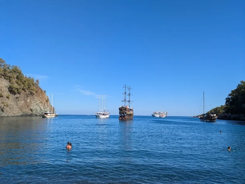 Райская бухта в Кемере, Чамьюва Турция