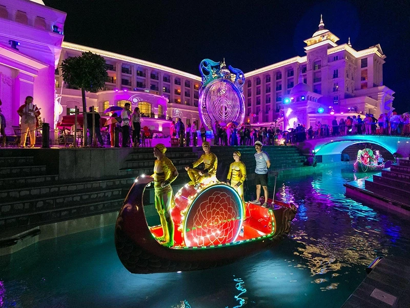 Land of Legends Night Show from Beldibi