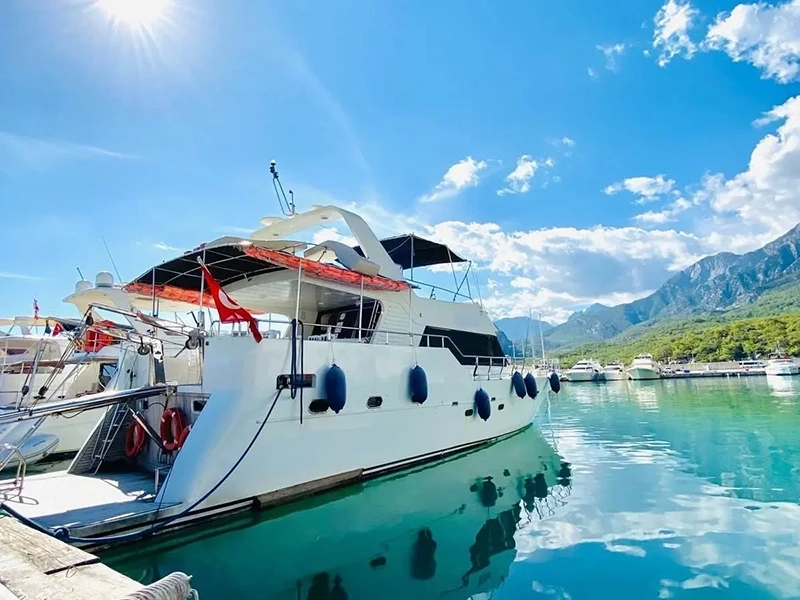 Yacht rental Beldibi