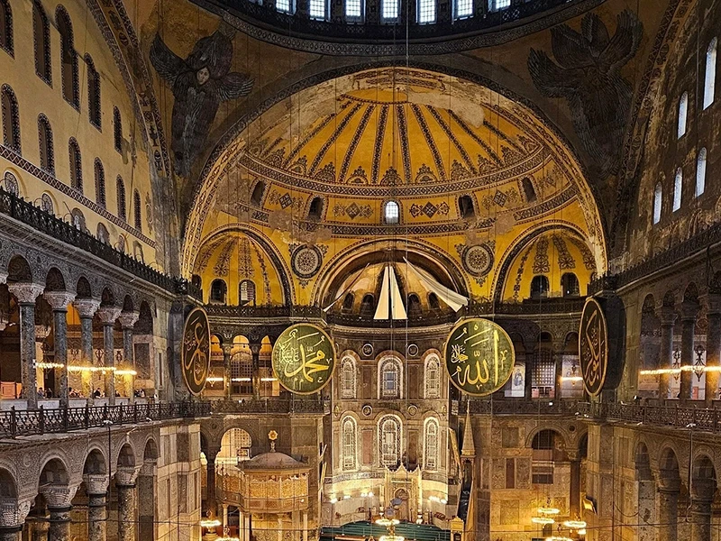 Day trip from Beldibi to Istanbul