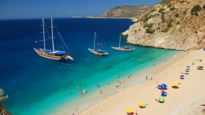 Kiriş Çıkışlı Antalya şehir turu