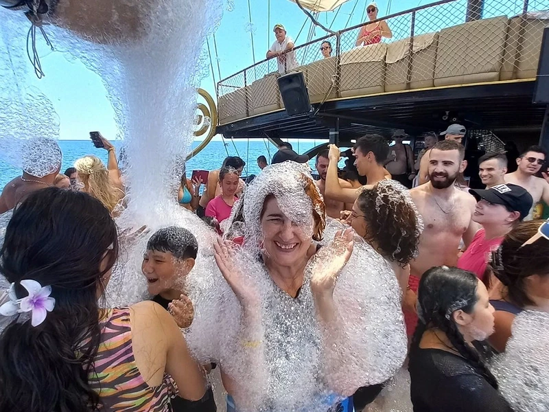 Kemer Phaselis and Paradise bay boat tour in Beldibi