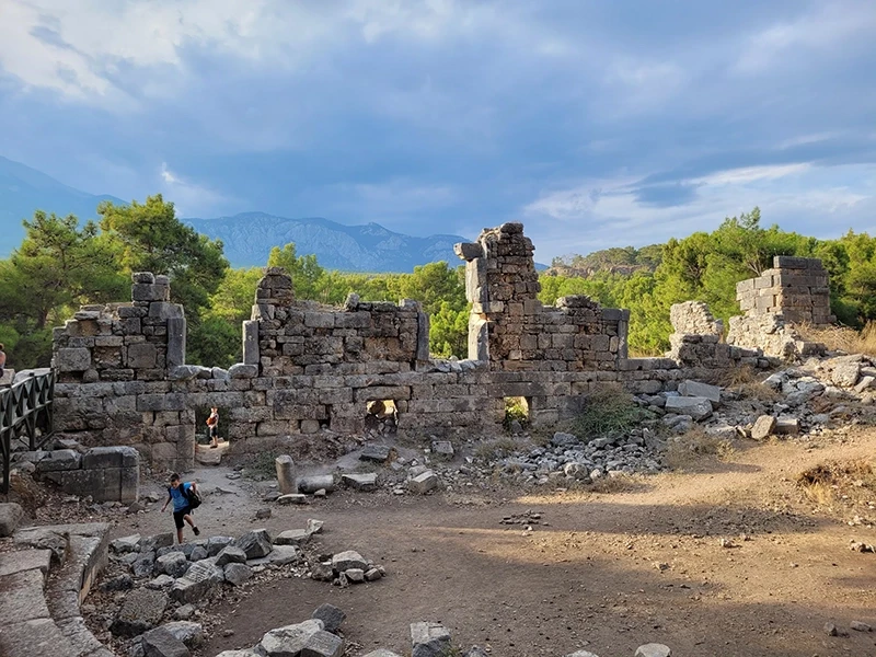 Kemer Phaselis and Paradise bay boat tour in Beldibi