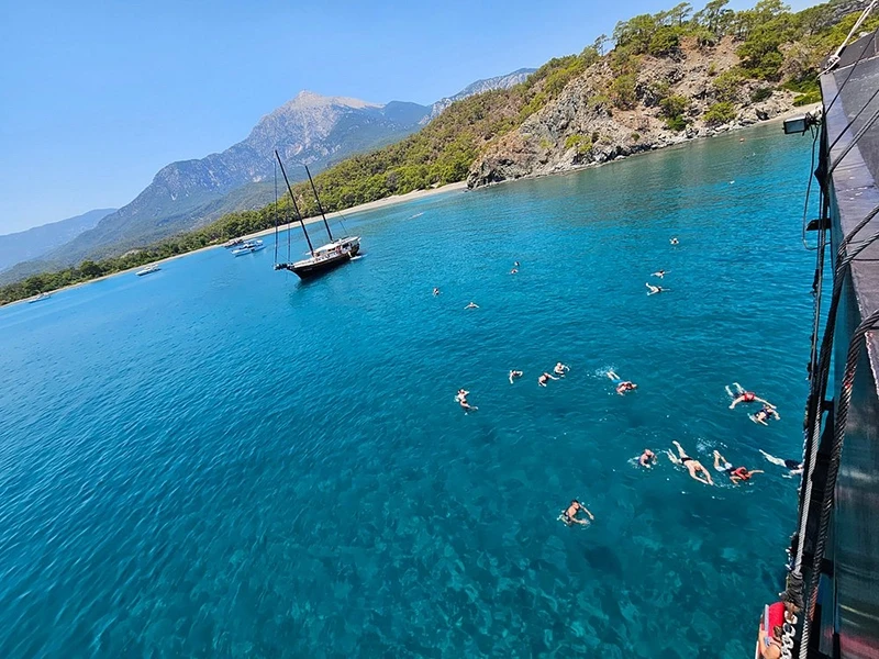 Kemer Phaselis and Paradise bay boat tour in Beldibi
