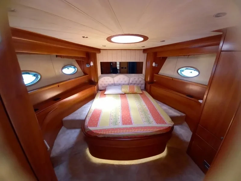 Łódź Crystal Wave