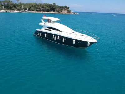 Bateau Crystal Wave